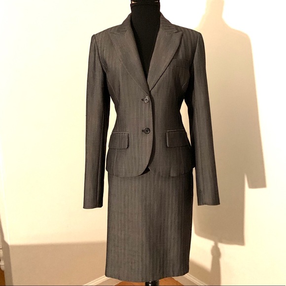 Michael Kors Jackets & Blazers - Michael Kors size 6 three piece suit